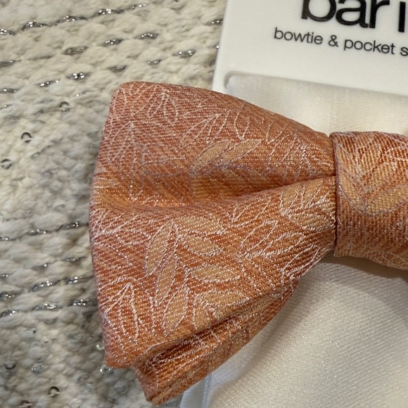 Bar III Peach Bow Tie and White Pocket Square Set - Picture 2 of 5